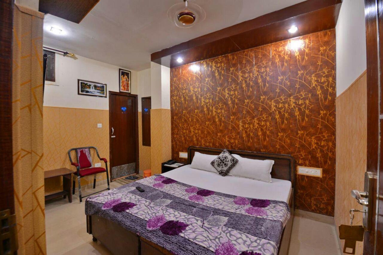 Hotel Dharam Villa Kalka Exterior photo